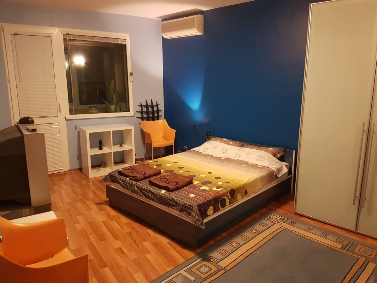 blue room Sofia Extérieur photo