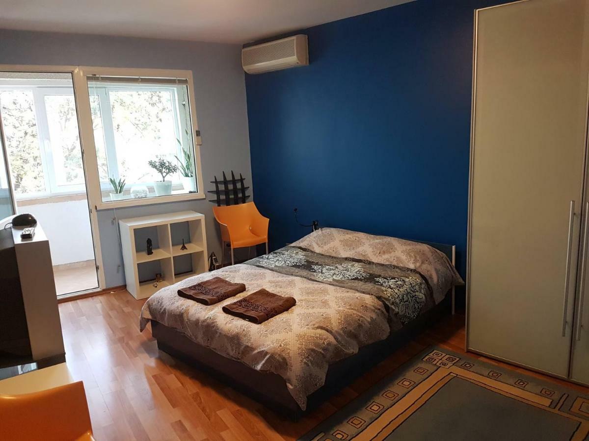 blue room Sofia Extérieur photo